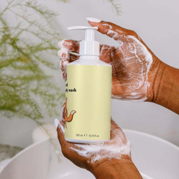 Vegan Floral hand & body wash - Image 10